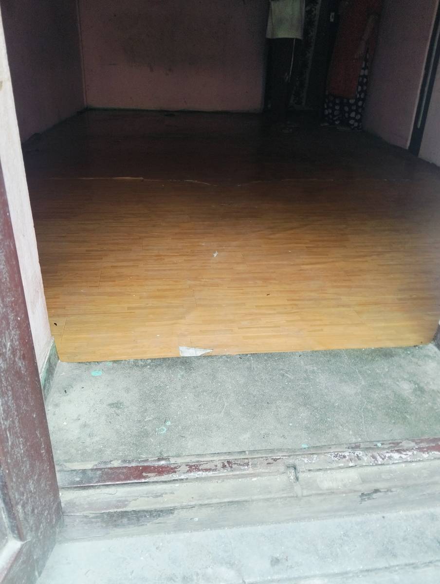 1 room and small size kitchen chetraparty the mail najik