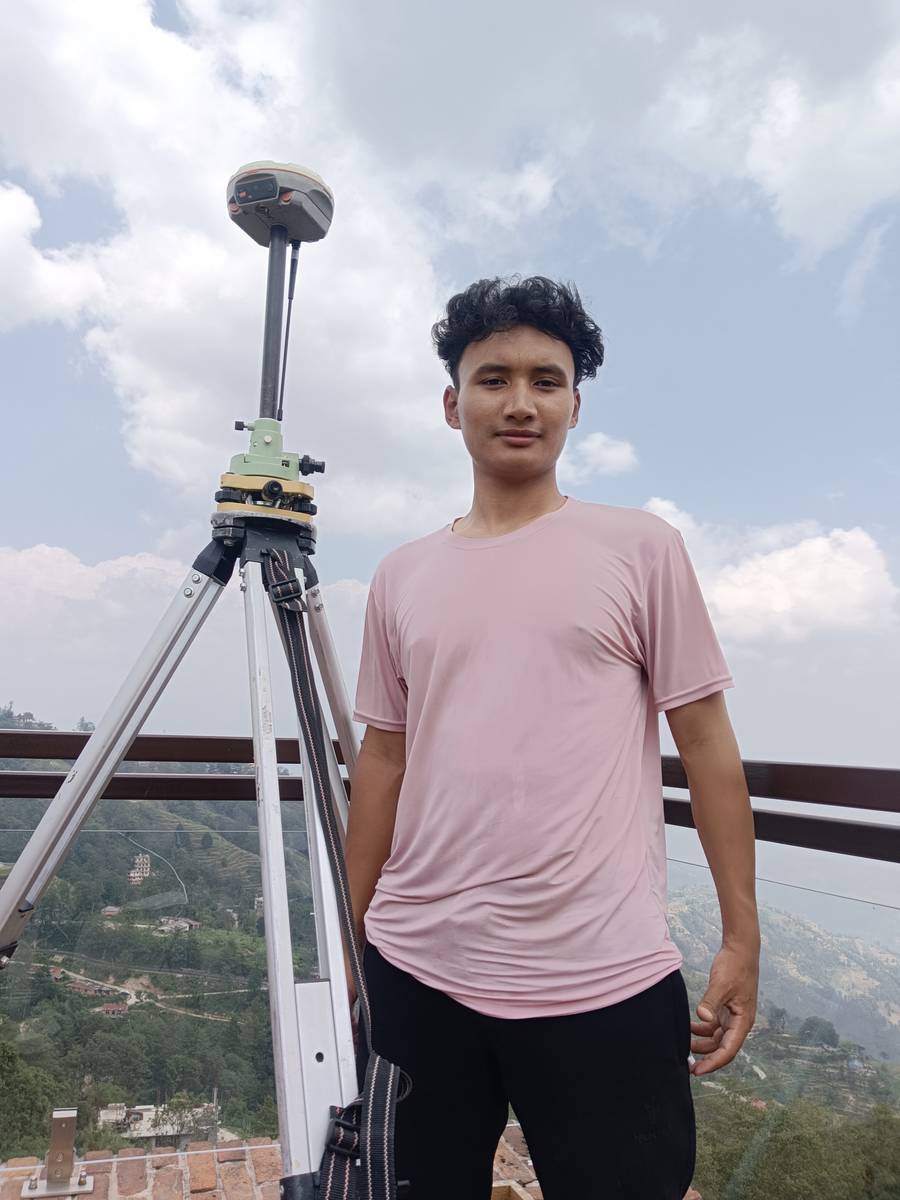 Single in nepaltar area urgent