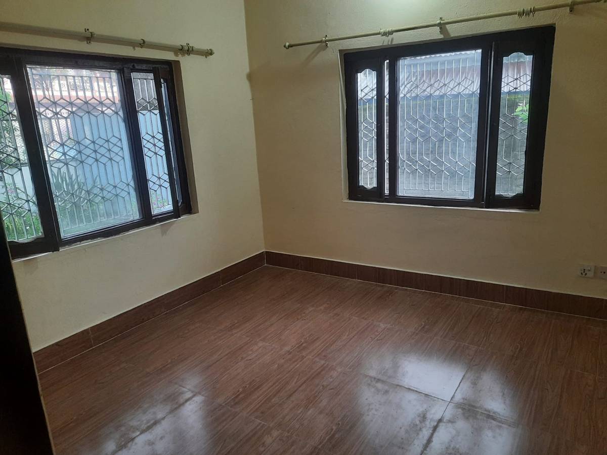 2 Rooms and 1 kitchen in Bharatpur-7 srijana chowk