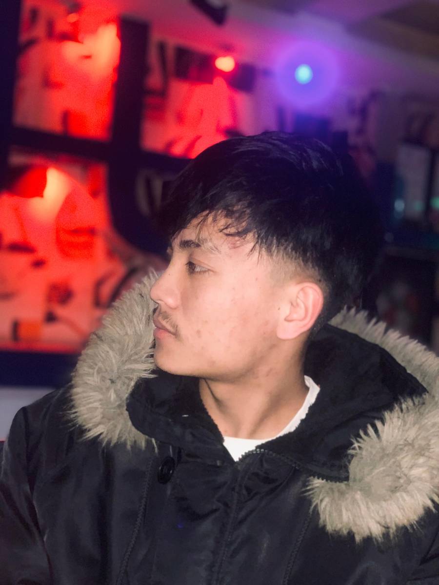 1 single room I Need Thame side