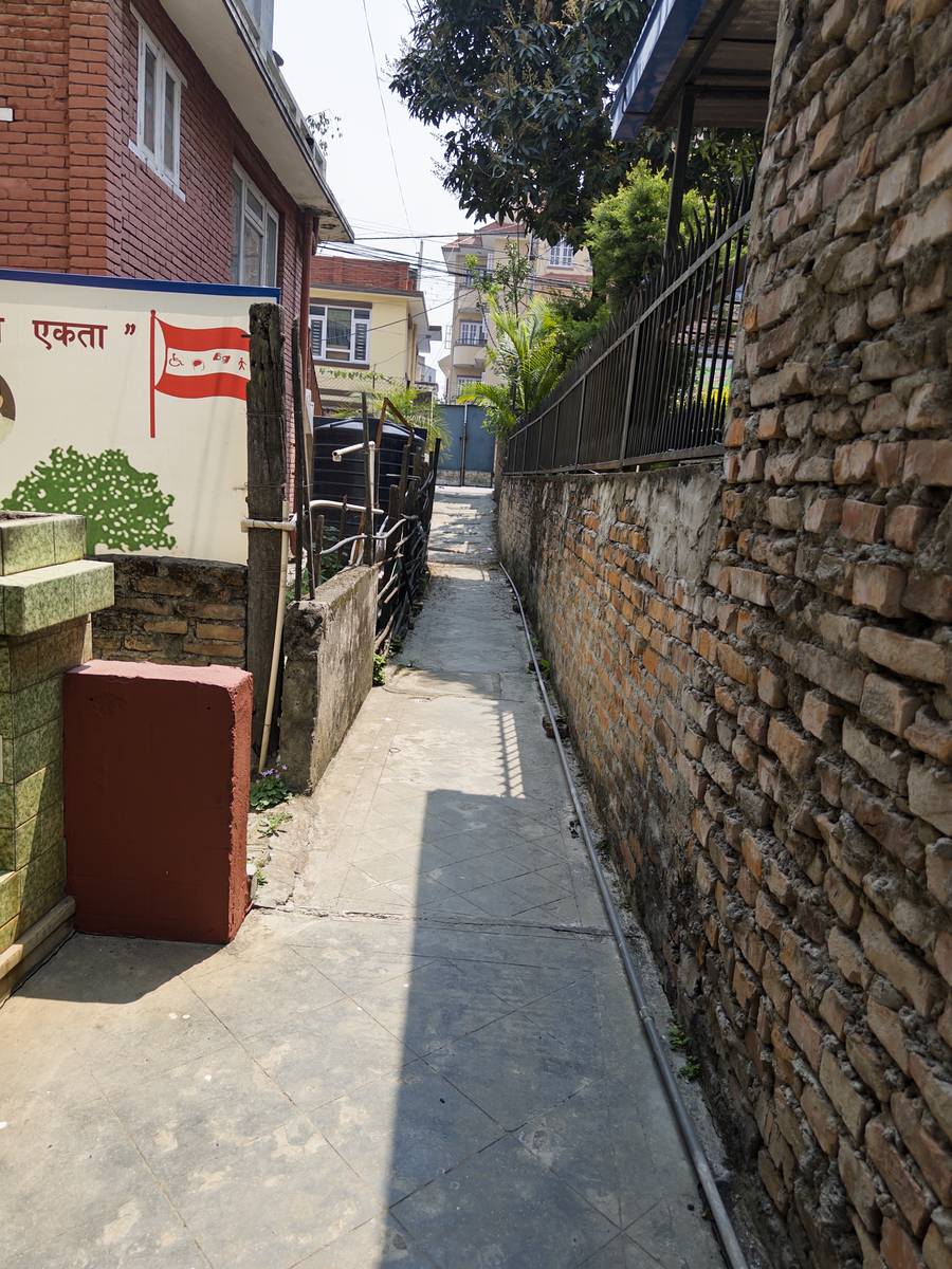 3bhk flat on rent (for personal or office use )