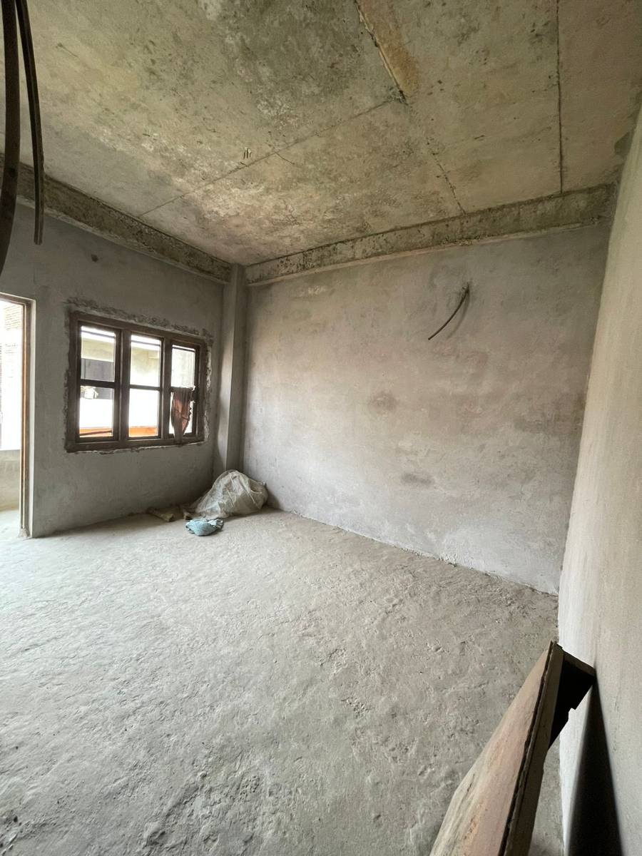 Malai 1 room 1 kitchen chahiyeko xa with kitchen slab and basin or 2 room matra vayeni hunxa