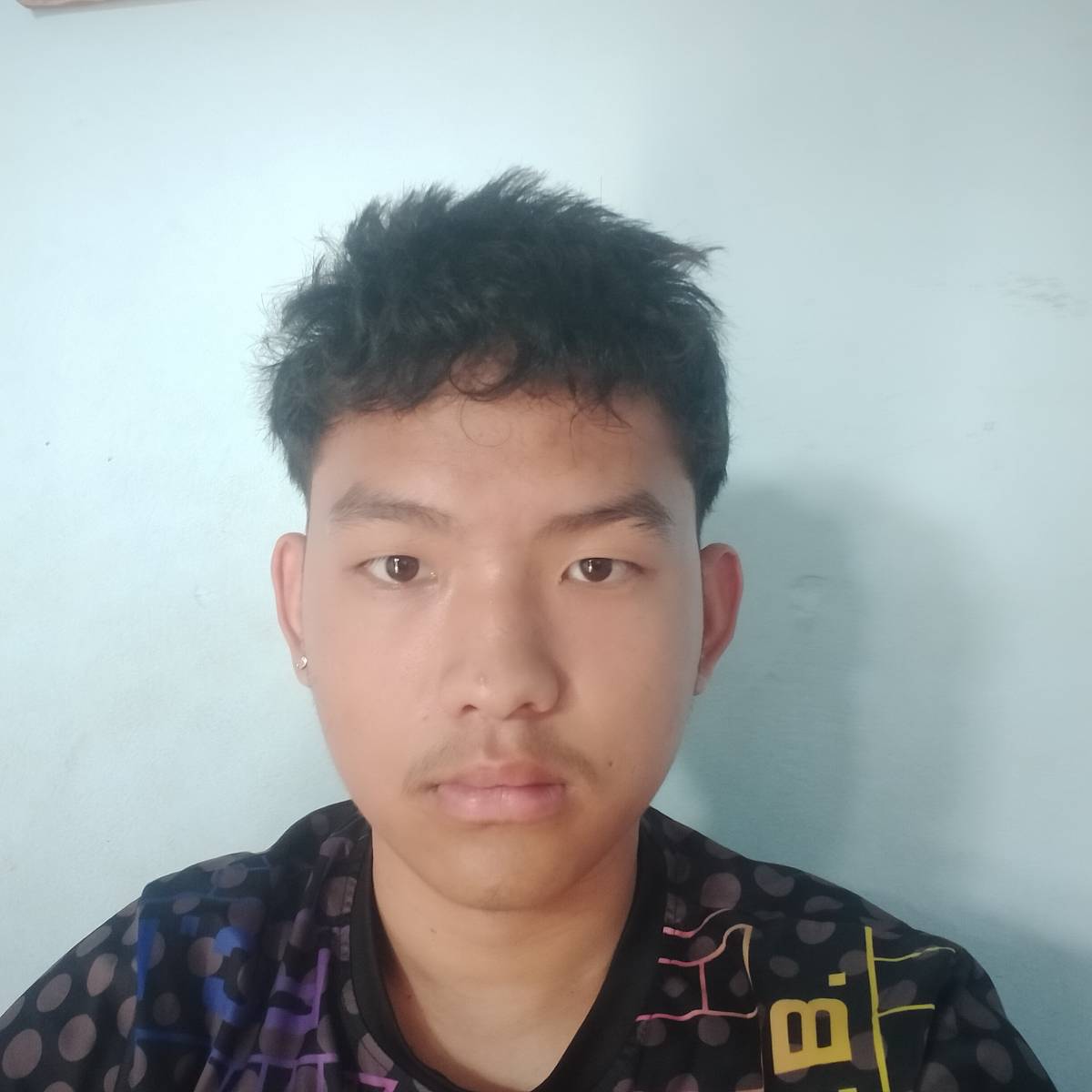 I want a room near mangal bajar
