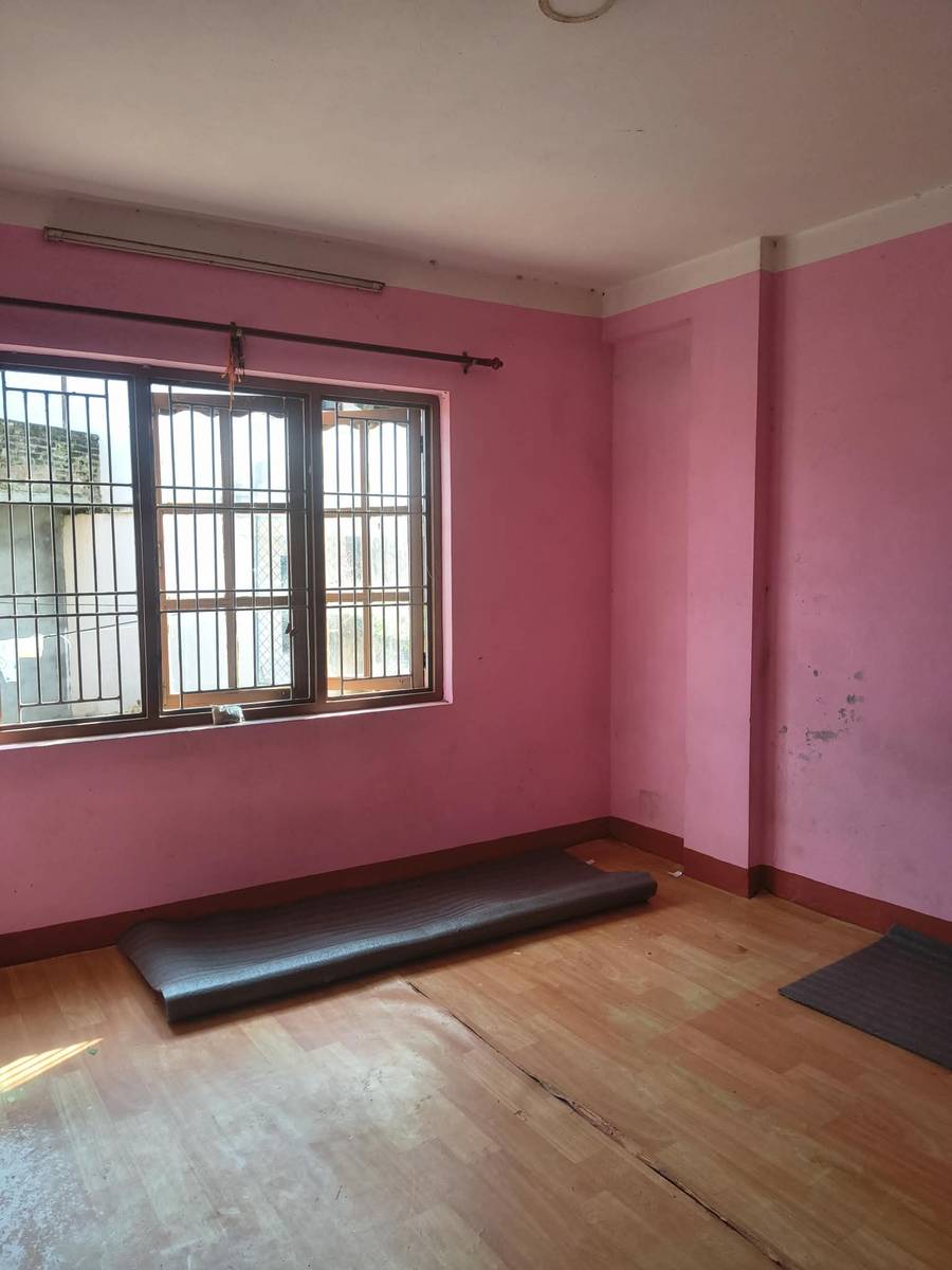 🏠 कोठा भाडामा उपलब्ध — झरुवाराशी, ललितपुर | गोदावरी नगरपालिका कार्यालय नजिकै | सातदोबाटोबाट करिब ९ किमी | २४ घण्टा पानी र पिउने पानी उपलब्ध | सफा तथा शान्त वातावरण